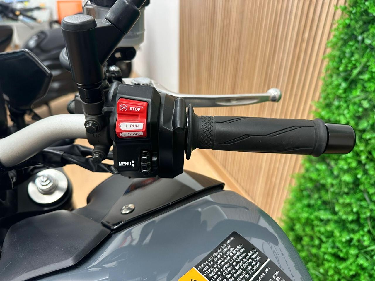 YAMAHA MT09 MT-09 MT 09 / 2023 SOLI 3.500KM GARANZIA 2027