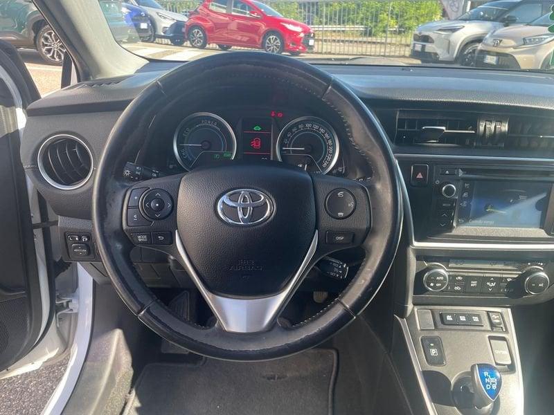 Toyota Auris Hybrid Active +
