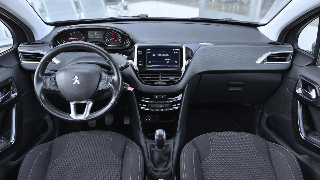 Peugeot 208 5 Porte 1.2 Benzina 82CV E6 Neo - 2017
