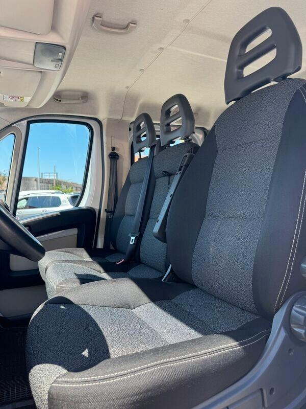 FIAT DUCATO MAXI 2.3 CASSONE 7 POSTI CON GRU