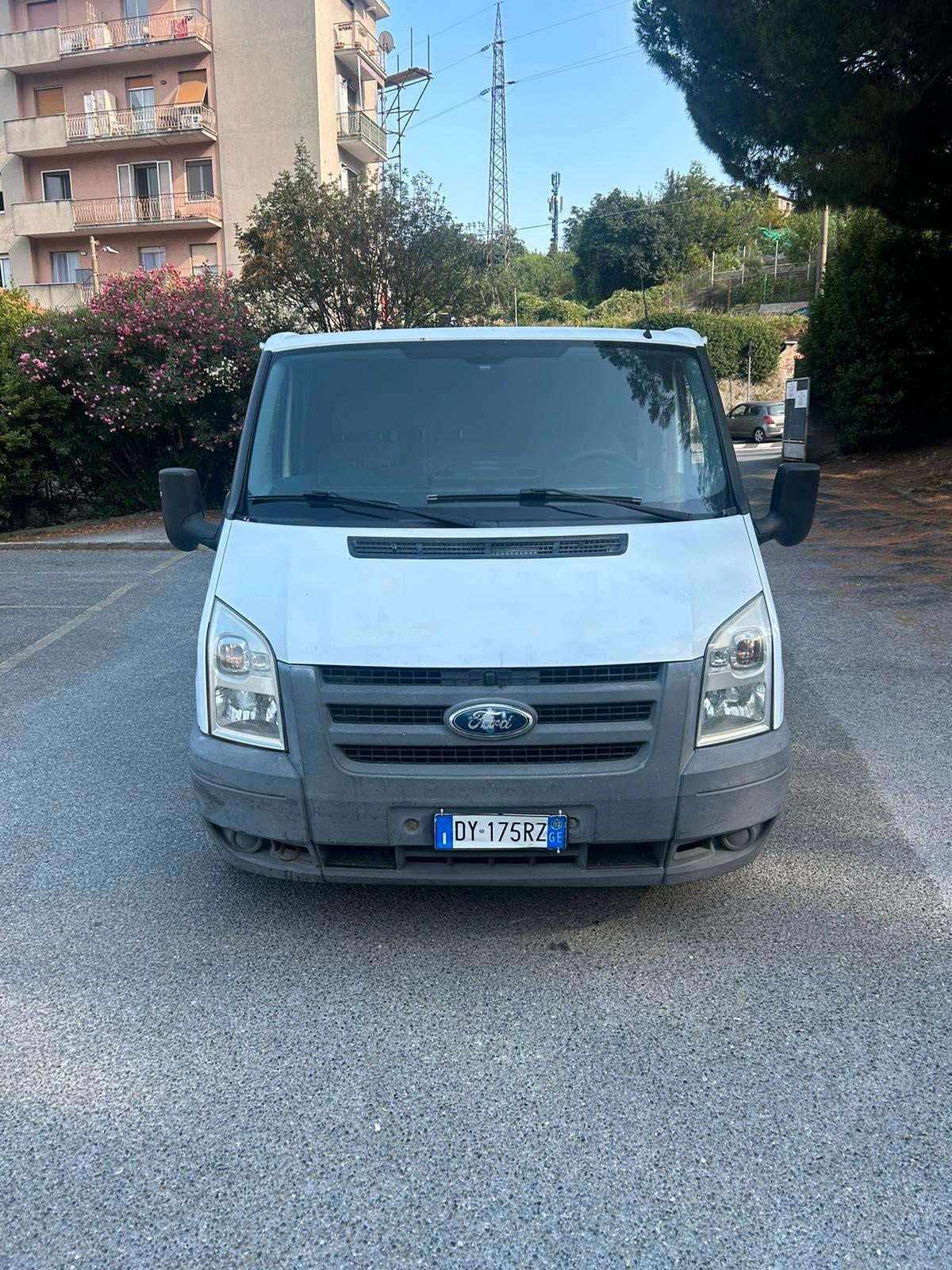 FORD TRANSIT 2200 TDI