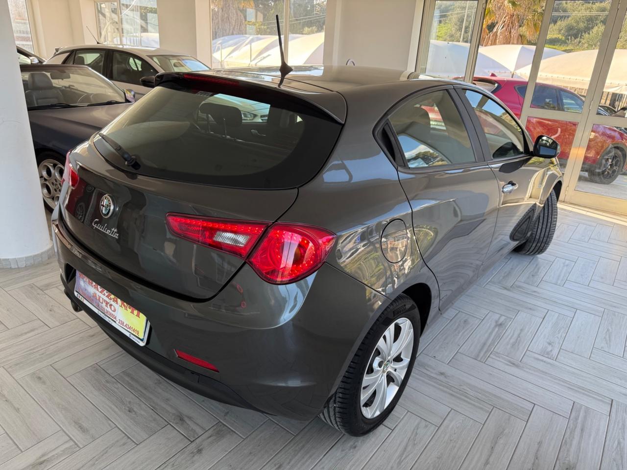 Alfa Romeo Giulietta 1.6JTDm Distinctive UNIPRO.2015