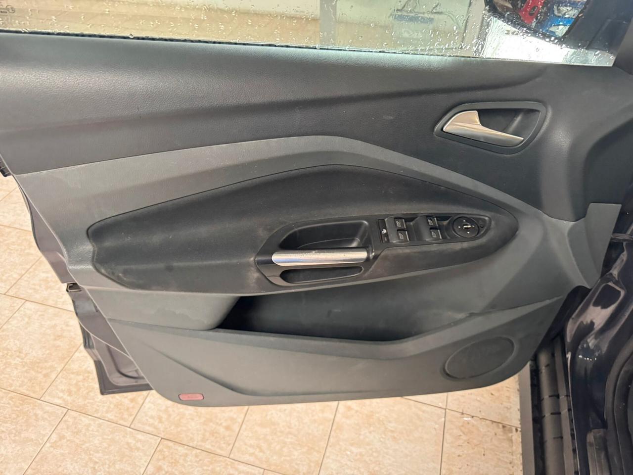 Ford C-Max 1.6 TDCi 115CV Titanium
