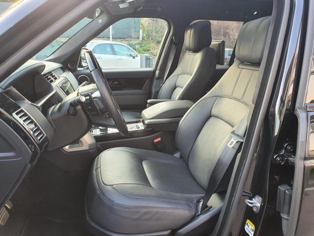 LAND ROVER Range Rover 3.0D I6 300 CV HSE Westminster Black