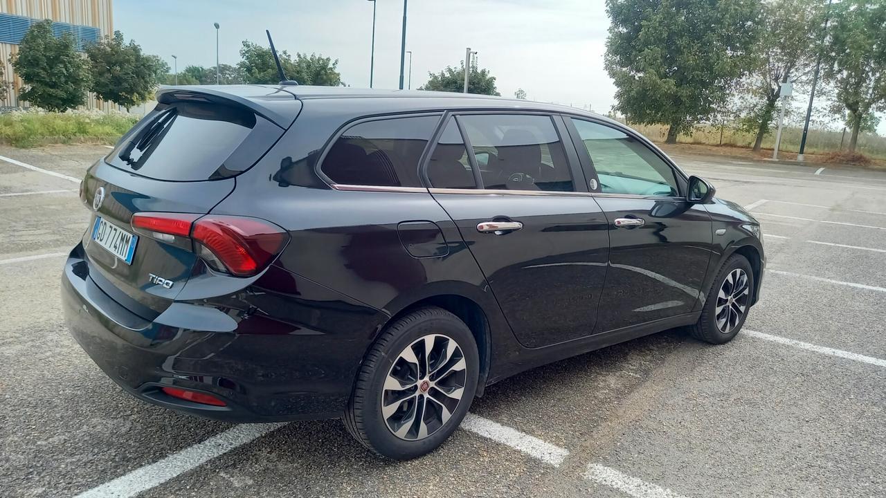 Fiat Tipo 1.4 SW City Mirror