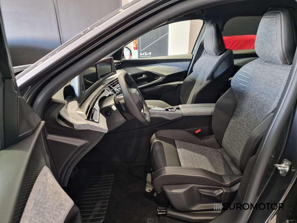 Peugeot 3008 1.2 Hybrid Allure e-DCS6