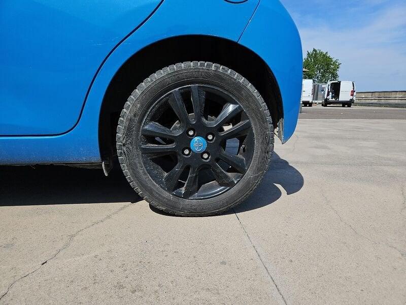 Toyota Aygo 1.0 VVT-i 69 CV 5 porte x-cite