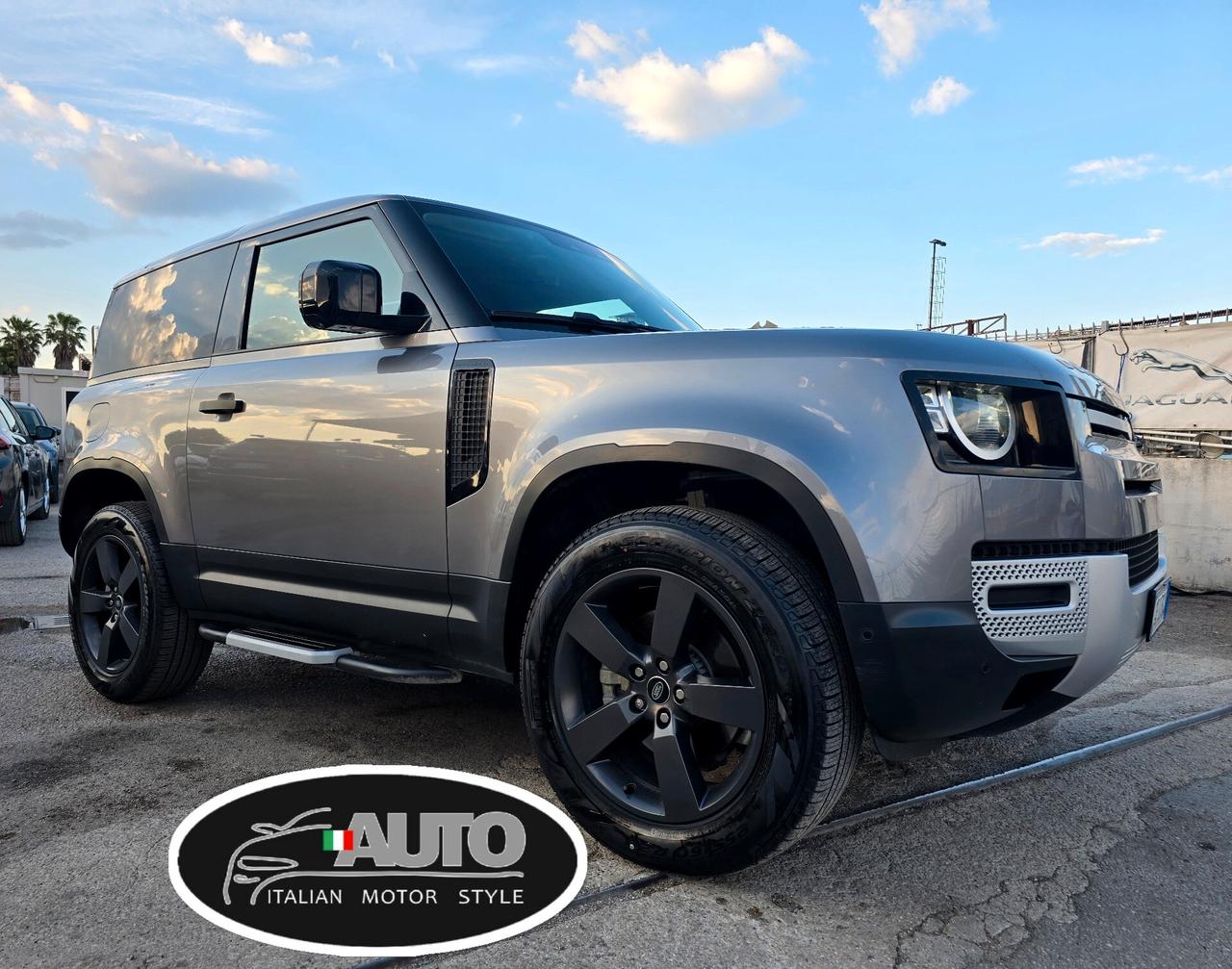 Land Rover Defender 90 3.0D I6 200 CV AWD Auto X-Dynamic SE