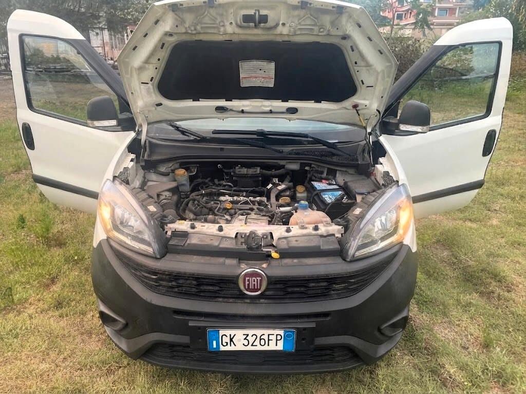 Fiat Doblò 1.6 MJT 105CV Cargo Business - IVA ESPOSTA -- Km certificati