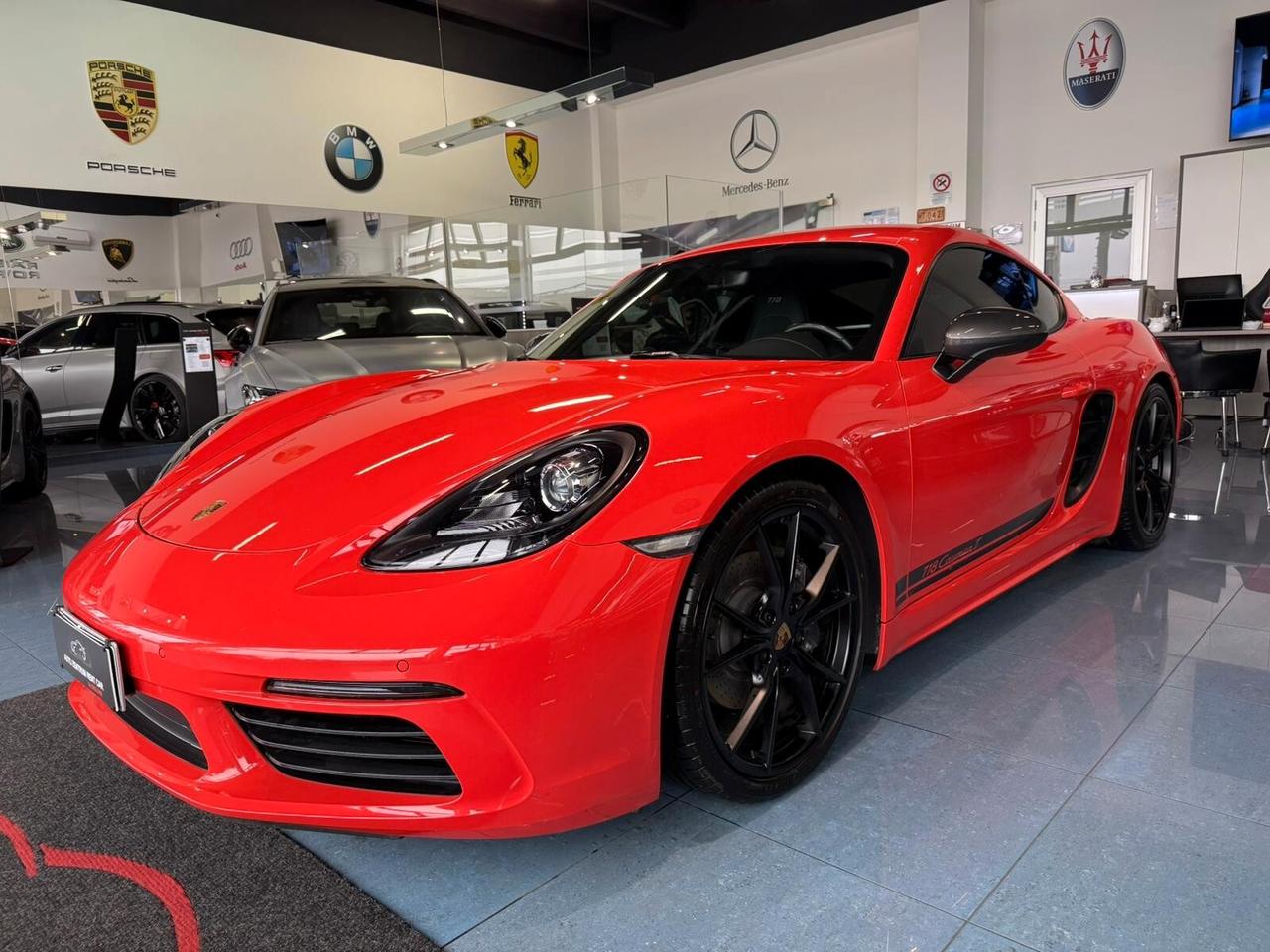 Porsche Cayman 718 T
