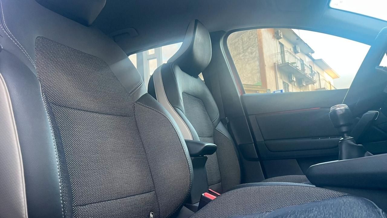 Renault Captur TCe 100 CV GPL Intens
