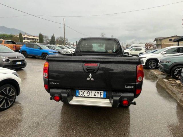 MITSUBISHI L200 2.5 DI-D/136CV Club Cab Intense DPF