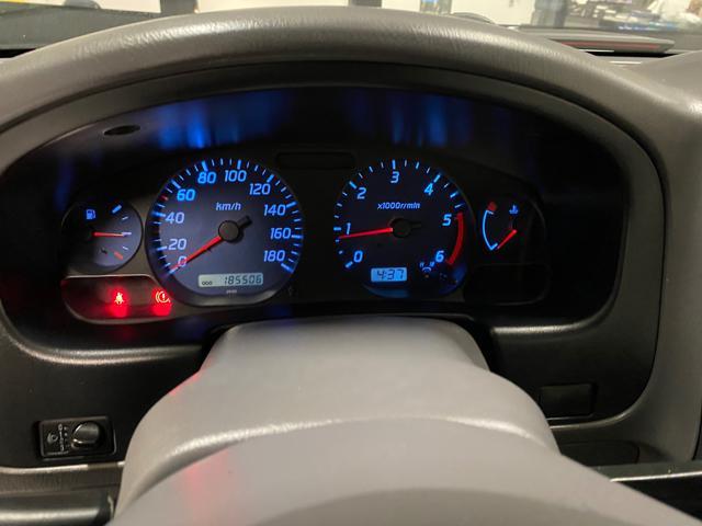 NISSAN Navara Pick-up 2.5 TD King Cab Navara UNICO PROPRIETARIO