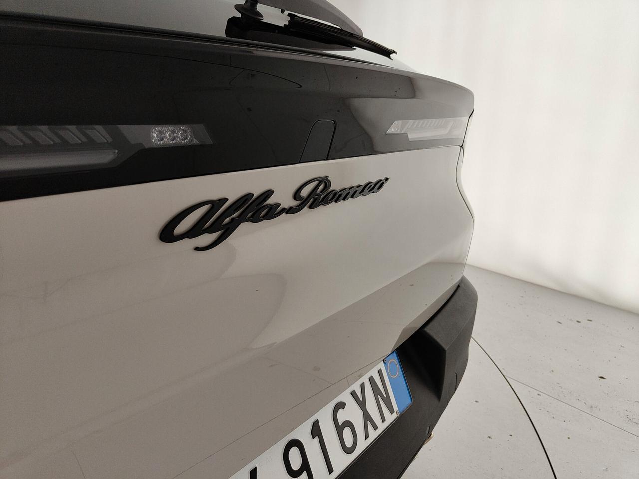 Alfa Romeo Junior 1.2 136 CV Hybrid eDCT6