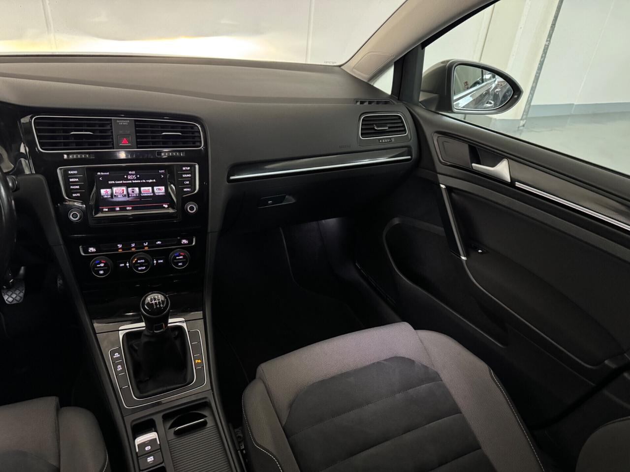 Volkswagen Golf 2.0 TDI 5p. Highline BlueMotion Technology