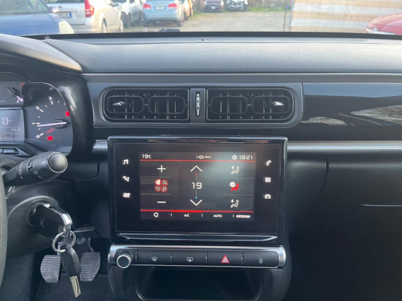 Citroen C3 PureTech 82 Shine 2018 1.2 BENZINA 84.000 KM