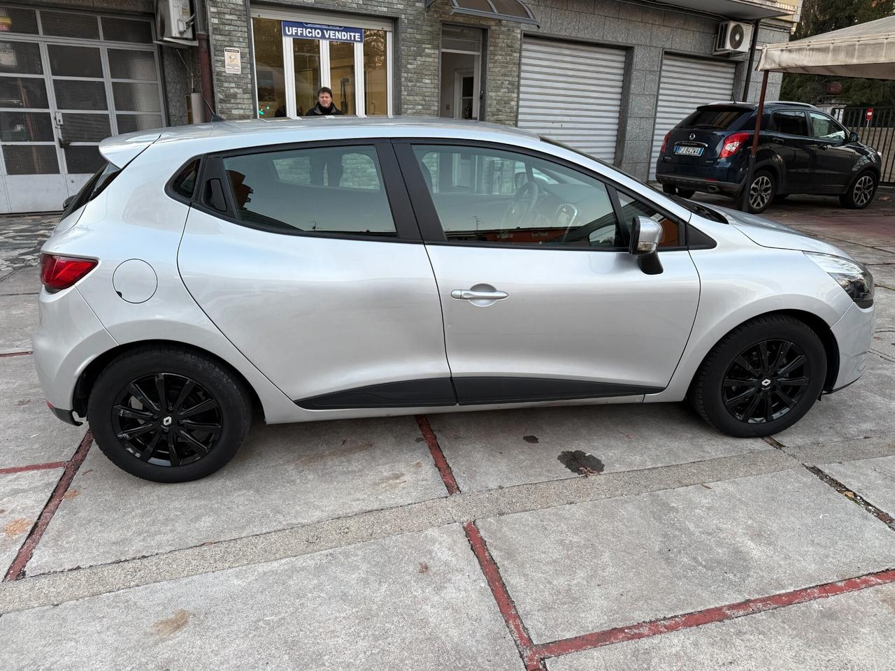 Renault Clio 1.2 75CV 5 porte Wave