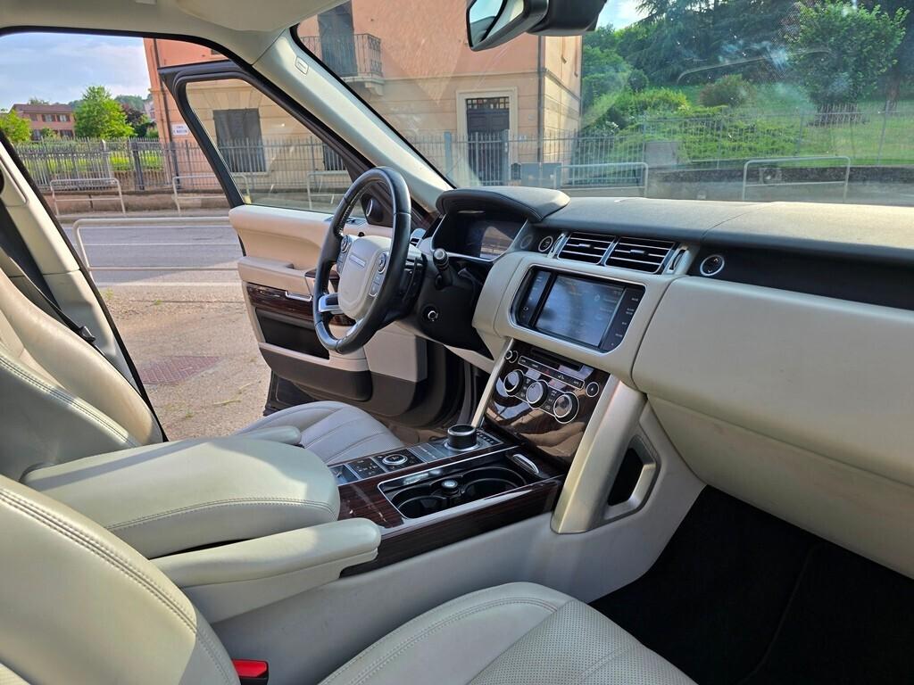 Land Rover Range Rover 4.4 SDV8 VOGUE