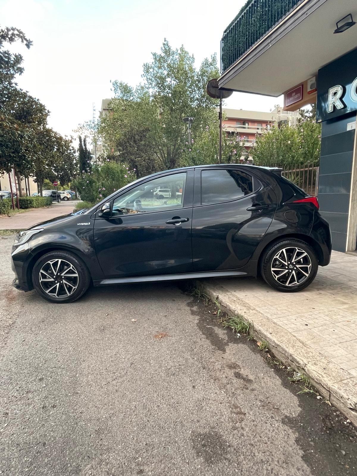 Toyota Yaris 1.5 Hybrid 5 porte Trend