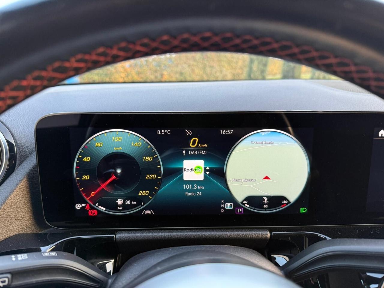 Mercedes GLA 200D 4Matic Premium AMG