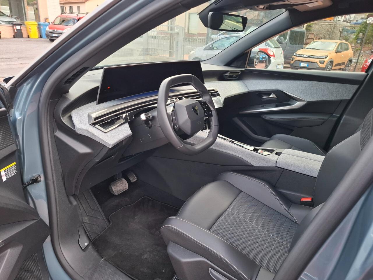 Peugeot 3008 Hybrid 136 e-DCS6 Allure
