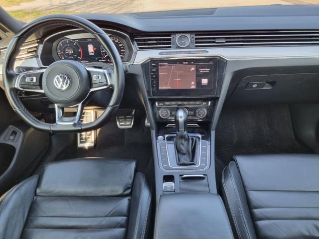 VOLKSWAGEN Passat Variant 2.0 TDI DSG Executive BlueMotion Tech.