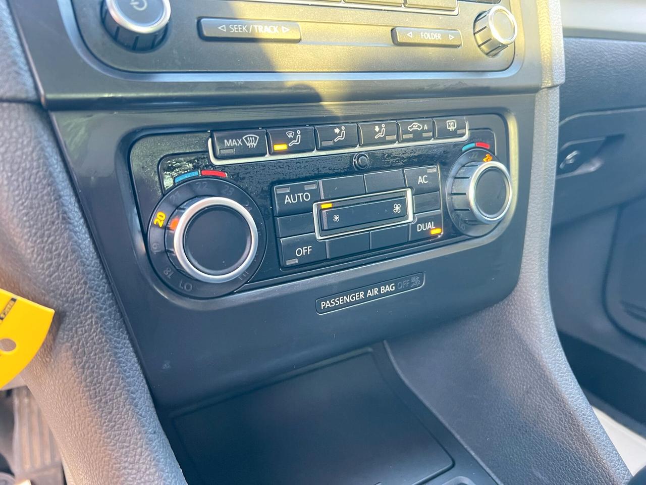 Volkswagen Golf 1.6 TDI 105 cv 5p. Comfortline