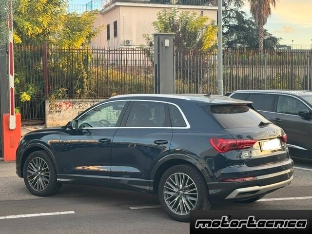 Audi Q3 40 TDI quattro S tronic Business Advanced