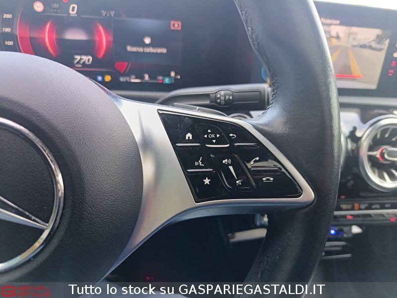 Mercedes-Benz Classe A A 180 d Automatic Progressive Advanced Plus TETTO APRIBILE