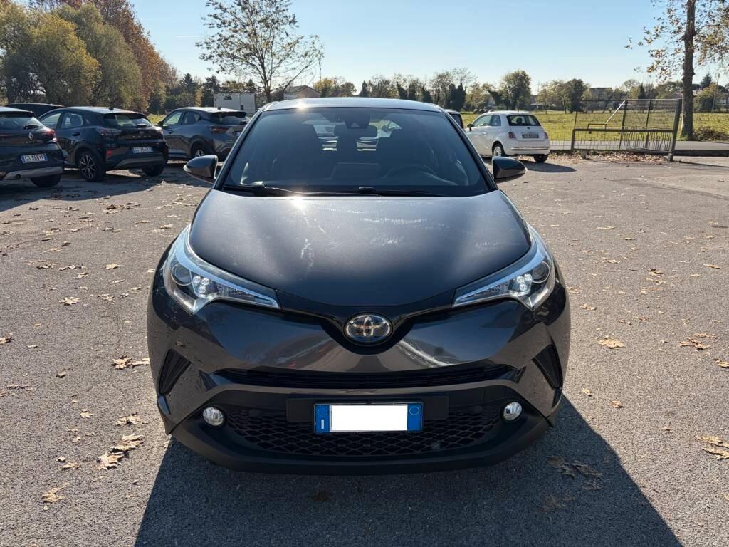Toyota C-HR 1.8 Hybrid E-CVT Dynamic