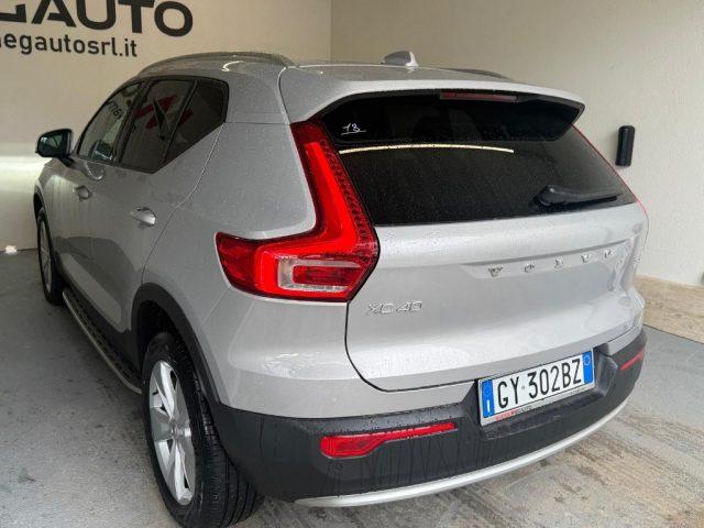 VOLVO XC40 B3 automatico Core