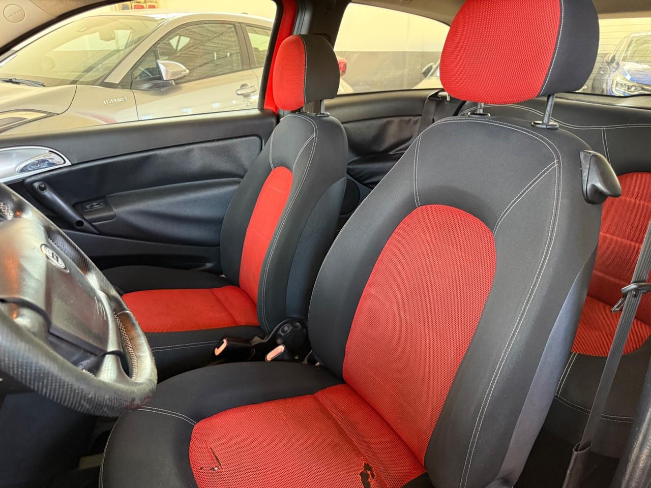 Lancia Ypsilon 1.3 Multijet 16V Momo Design