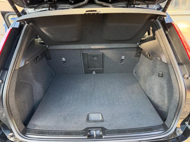 VOLVO XC40 T4 Recharge Plug-in Hybrid automatico Core