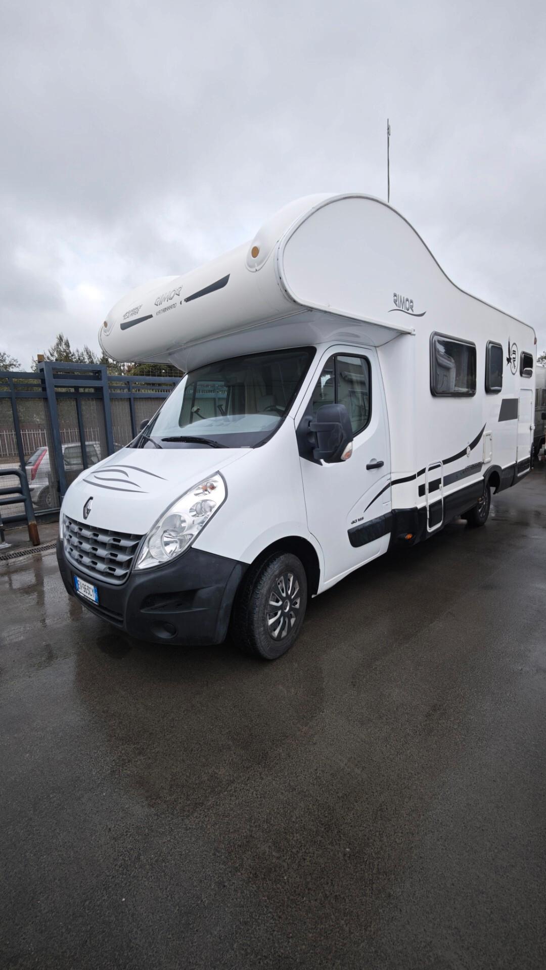 Rimor 6 posti viaggio e letto con garage Katamarano mansardato full optional