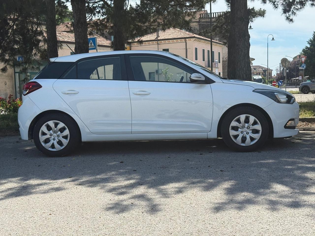 Hyundai i20 1.2 5 porte Econext Classic