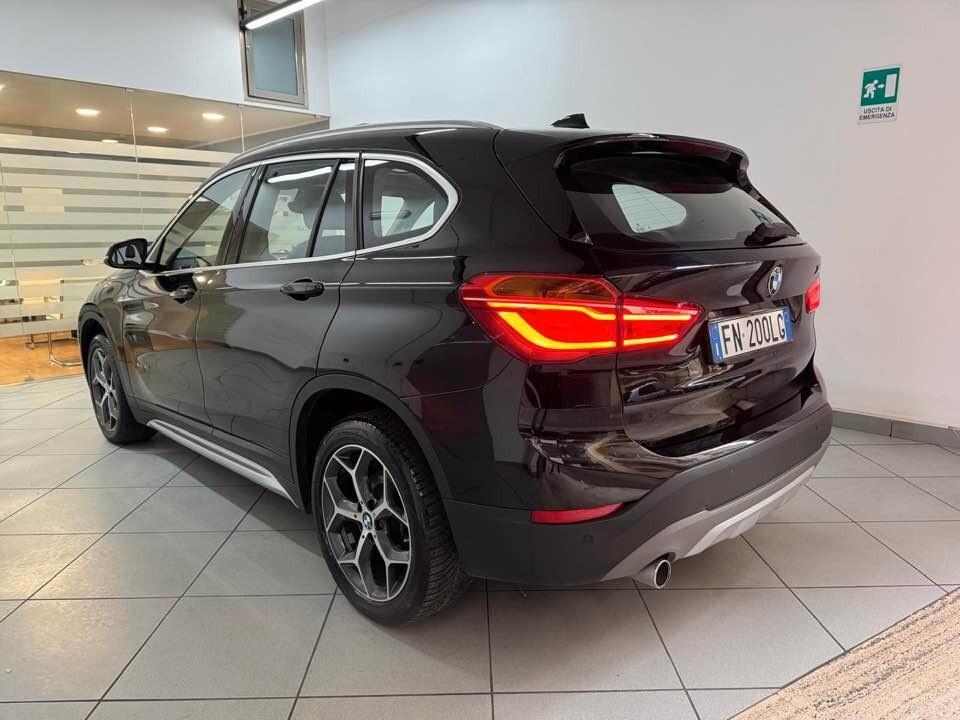 Bmw X1 16 d XLine SDrive 116/CV Tetto Apribile