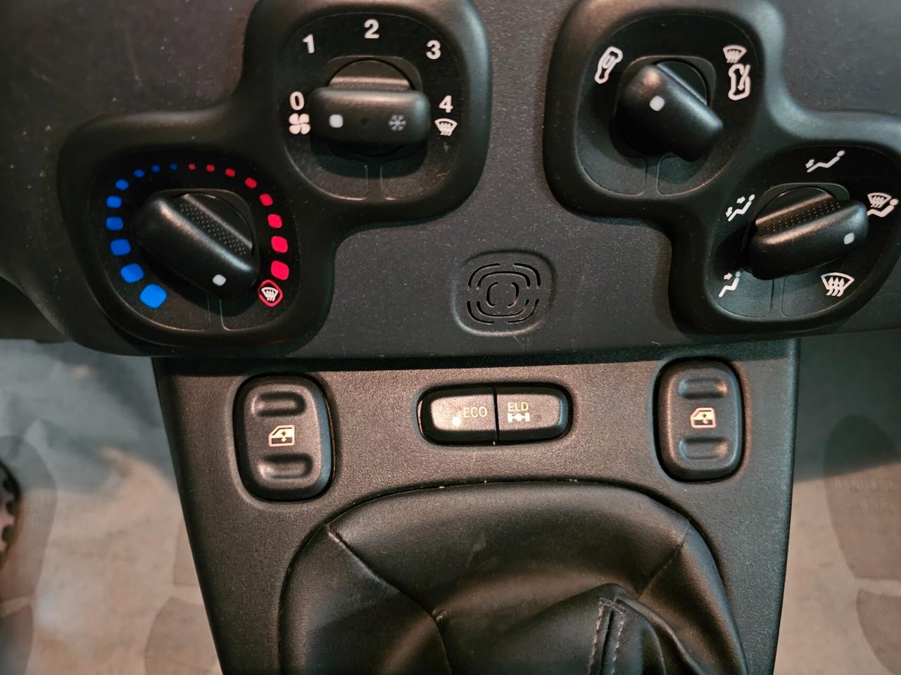 Fiat Panda Van 0,9 TwinAir 85 CV 4X4 Euro 6D-temp