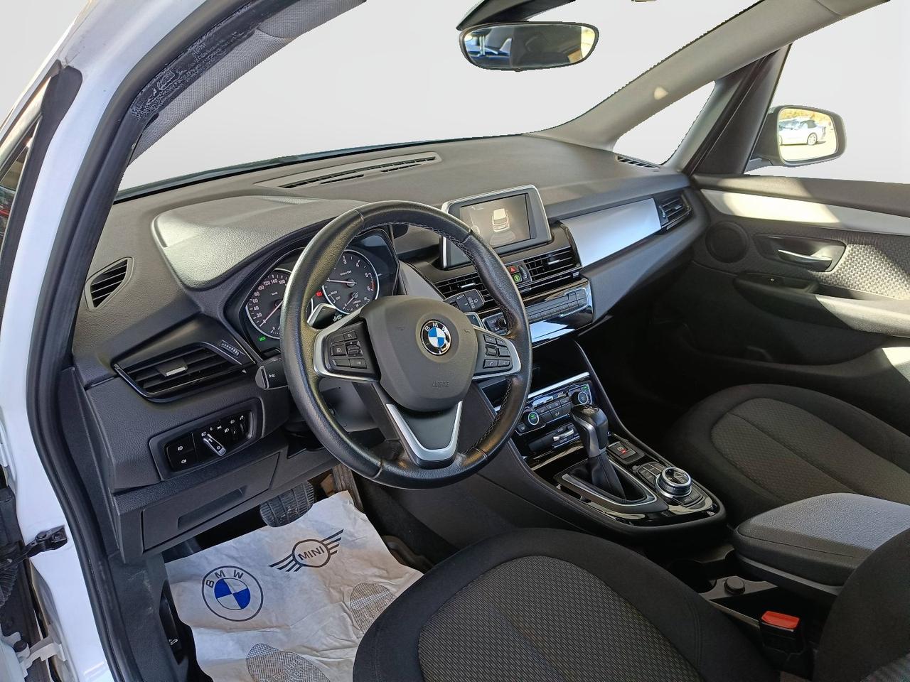 BMW Serie 2 F45 2014 Active Tourer - 218d Active Tourer auto