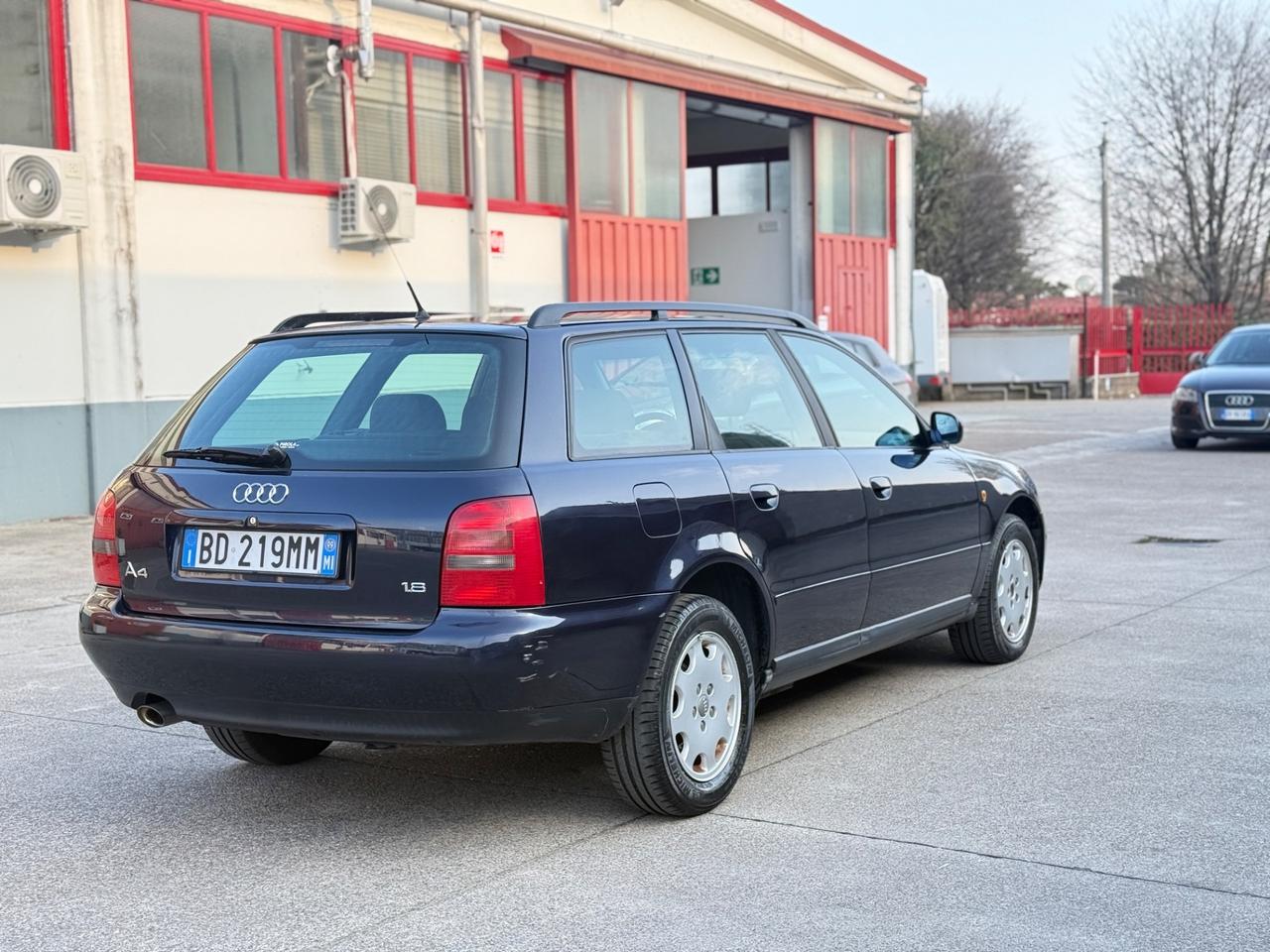 Audi A4 1.8 20V cat Advance