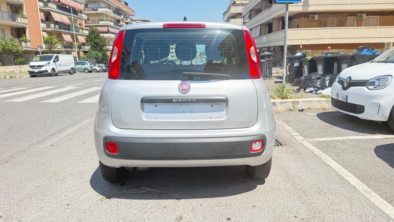 Fiat Panda 1.2 Lounge LED PDC