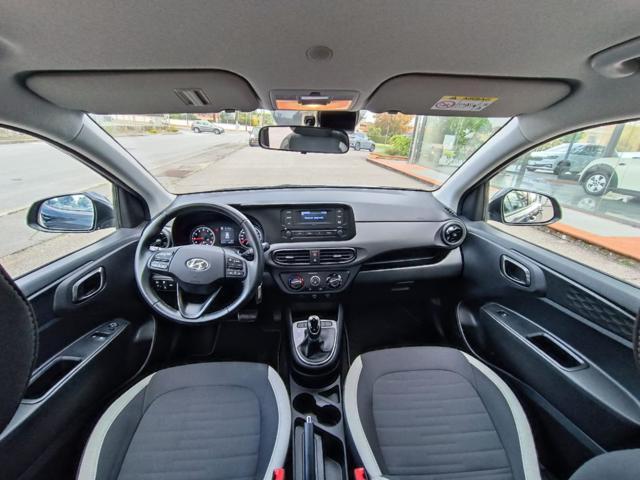 HYUNDAI i10 1.0 MPI AT Tech