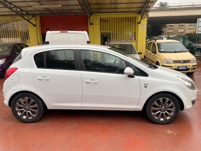 Opel Corsa 1.0 12V 5 porte Club