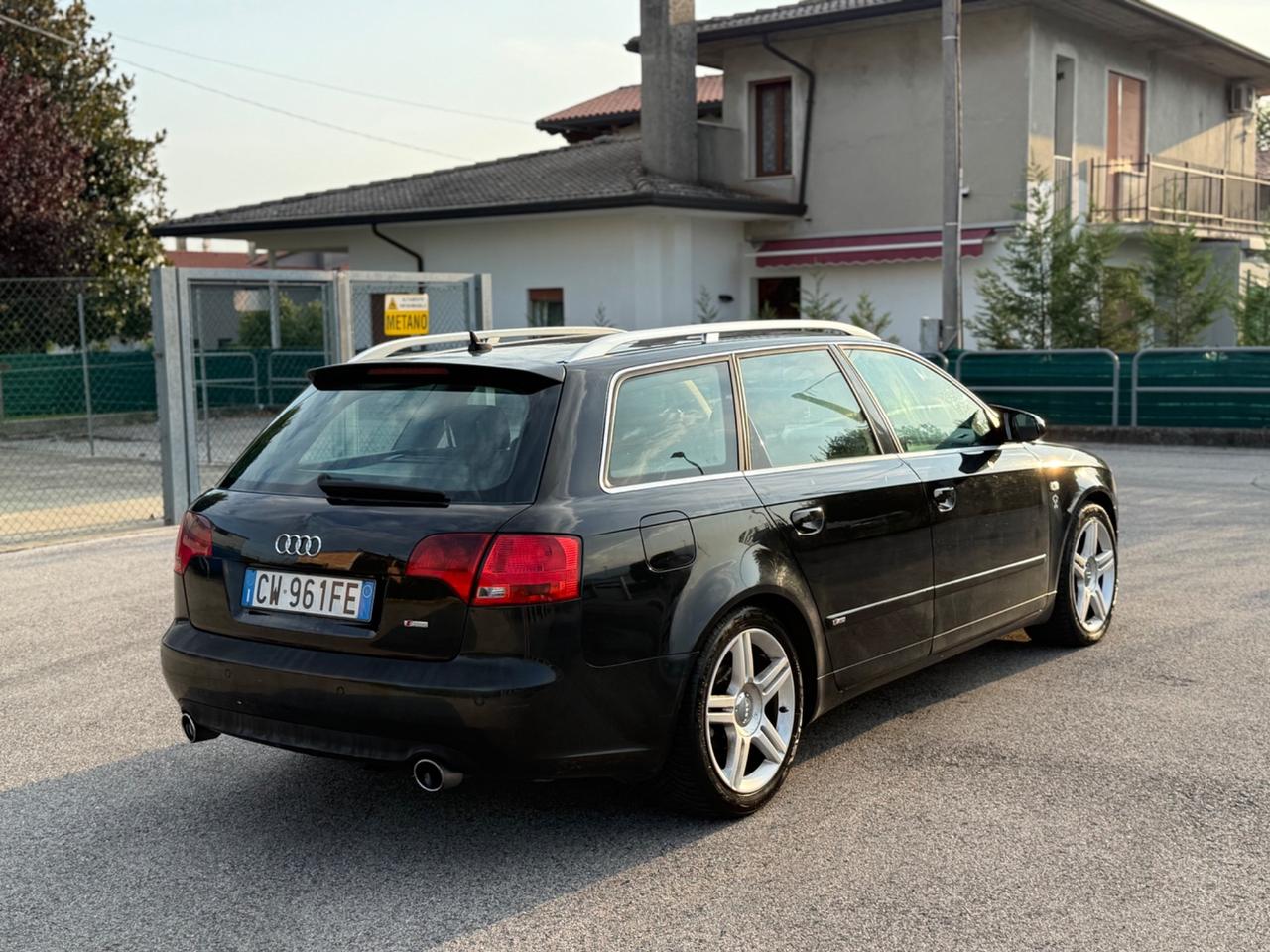 Audi A4 2.0 16V TDI Avant Top