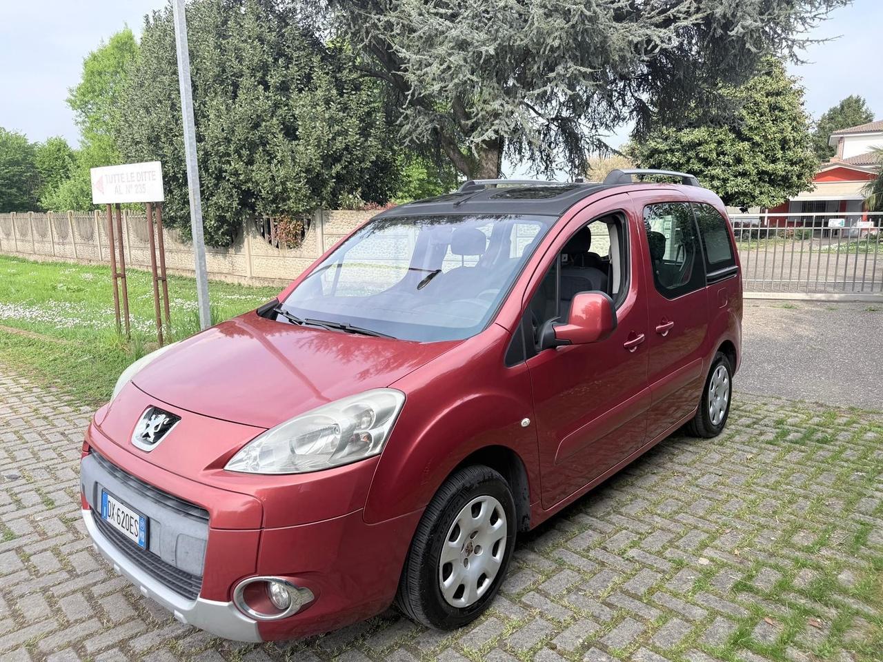 Peugeot Partner Tepee 1.6 110CV Outdoor