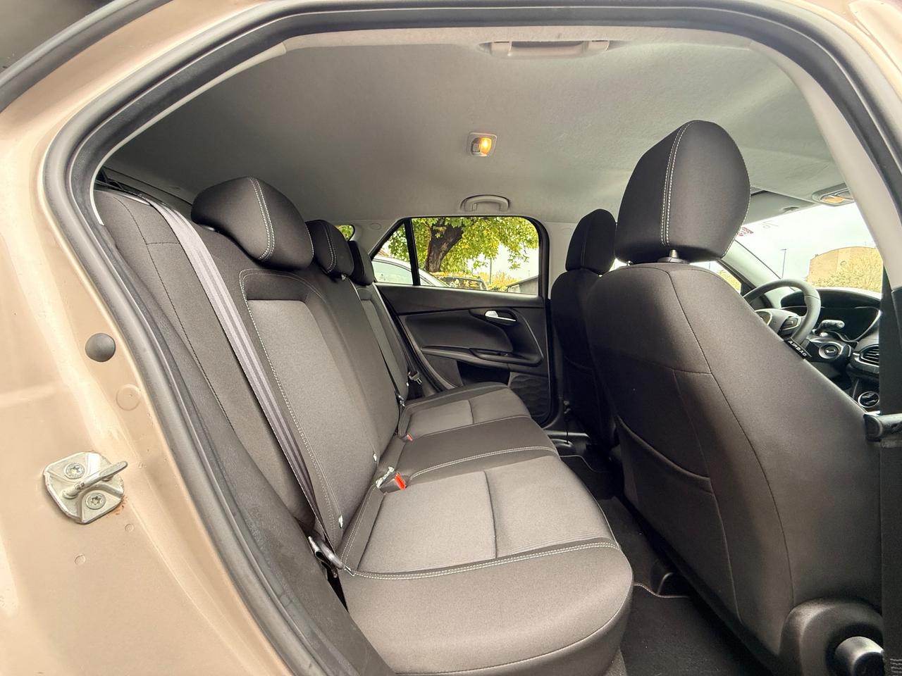 Fiat Tipo 1.6 Mjt S&S SW Mirror