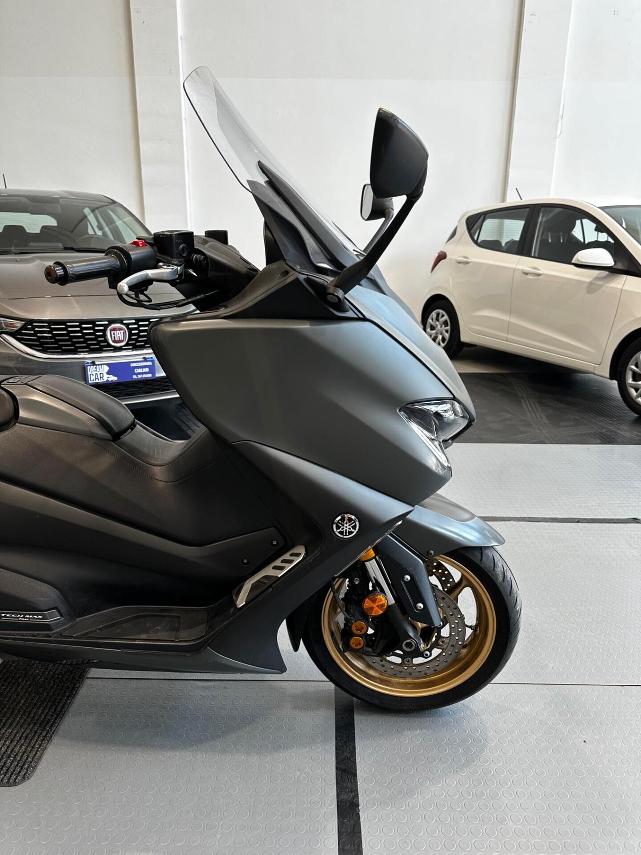 Yamaha T Max 560