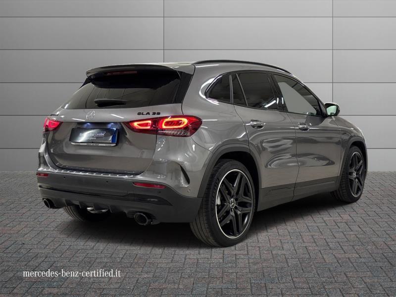 Mercedes GLA 35 AMG 4Matic Speedshift DCT AMG 8G
