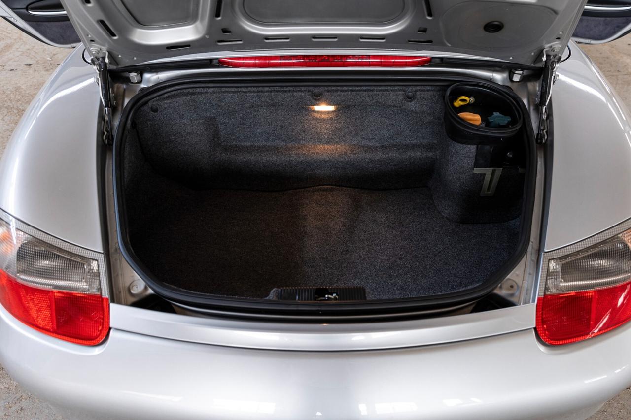 Porsche Boxster 3.2i 24V cat S