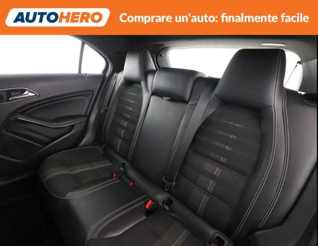 MERCEDES-BENZ A 180 d Premium