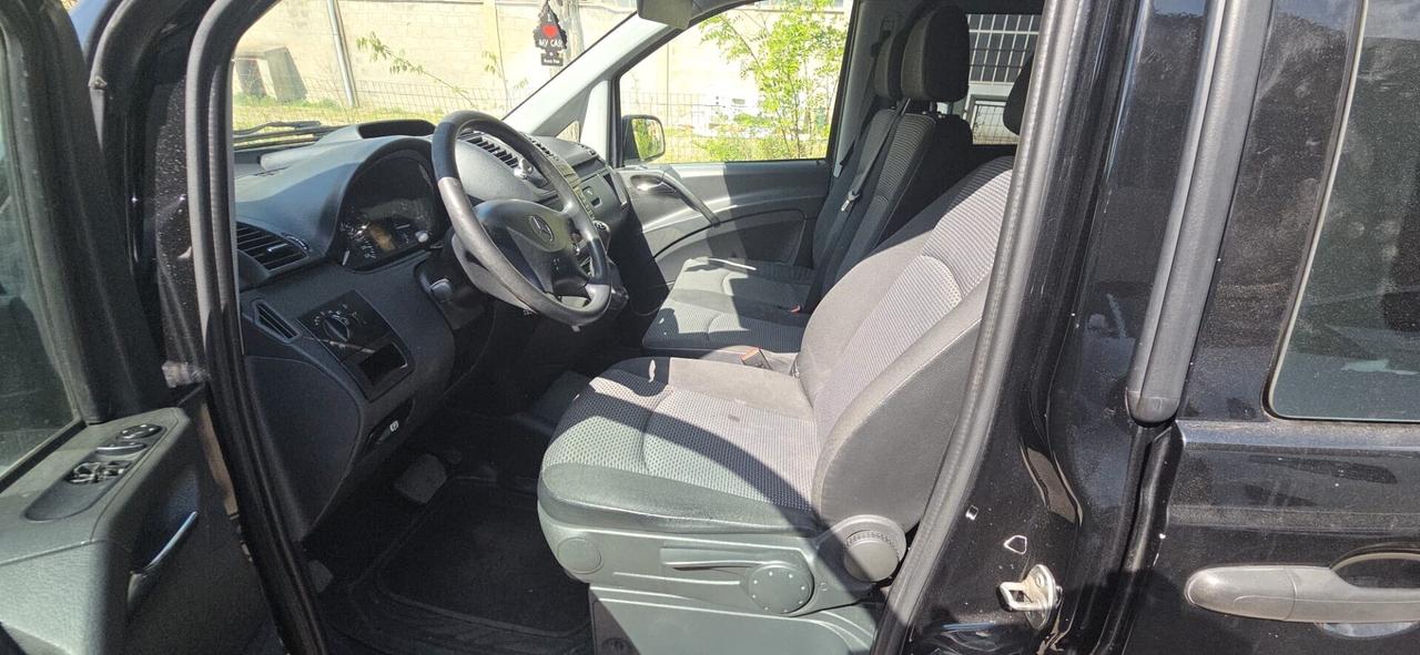Mercedes-benz Vito 2.2 113 CDI Kombi Crew Long